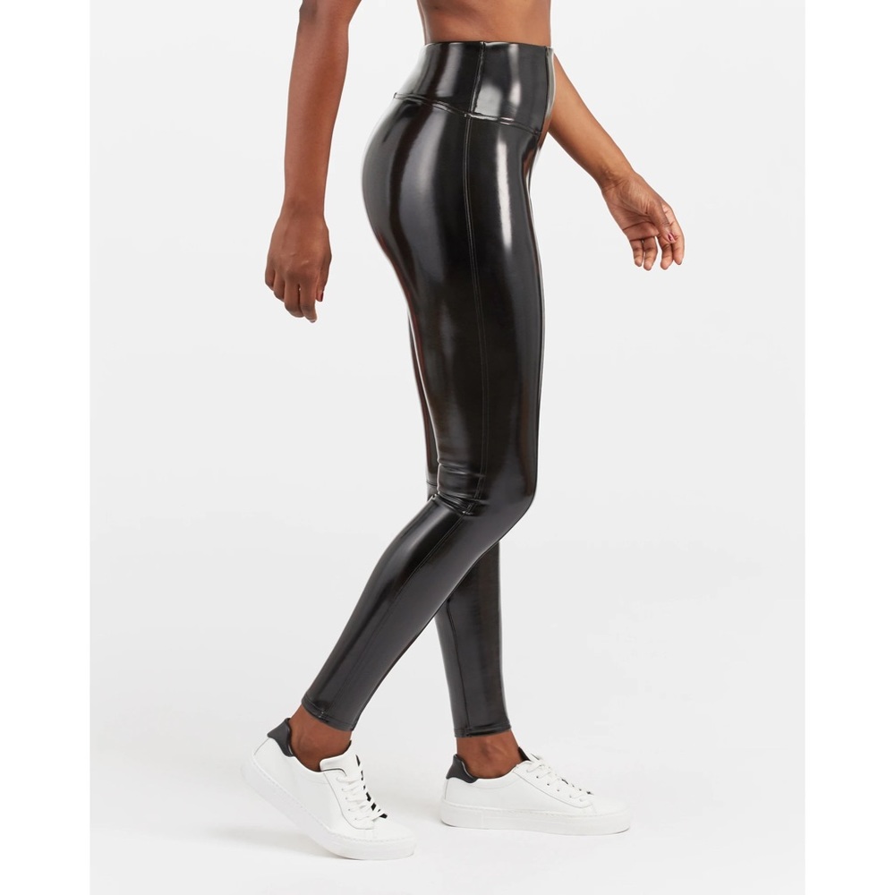 Spanx Faux Patent Leather Leggings Classic Black Women’s Petite Large
